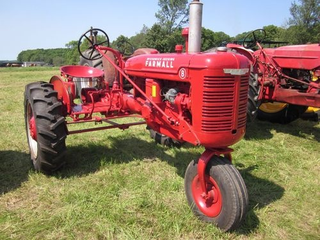 Illustration for article titled The Valmy, Wisconsin, Thresheree & Antique Machinery Show